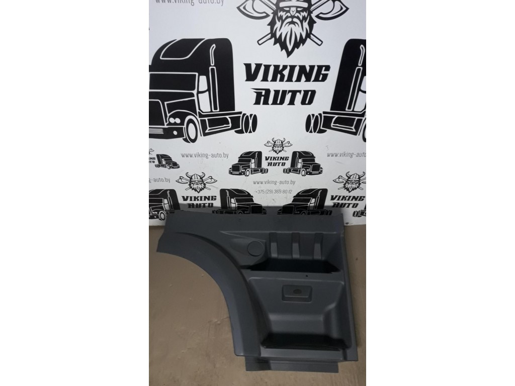 Панель подножки правая DAF
