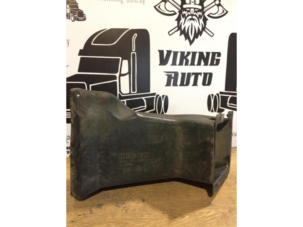 Патрубок воздушного фильтра Renault Magnum DXI 2006-2013 2010