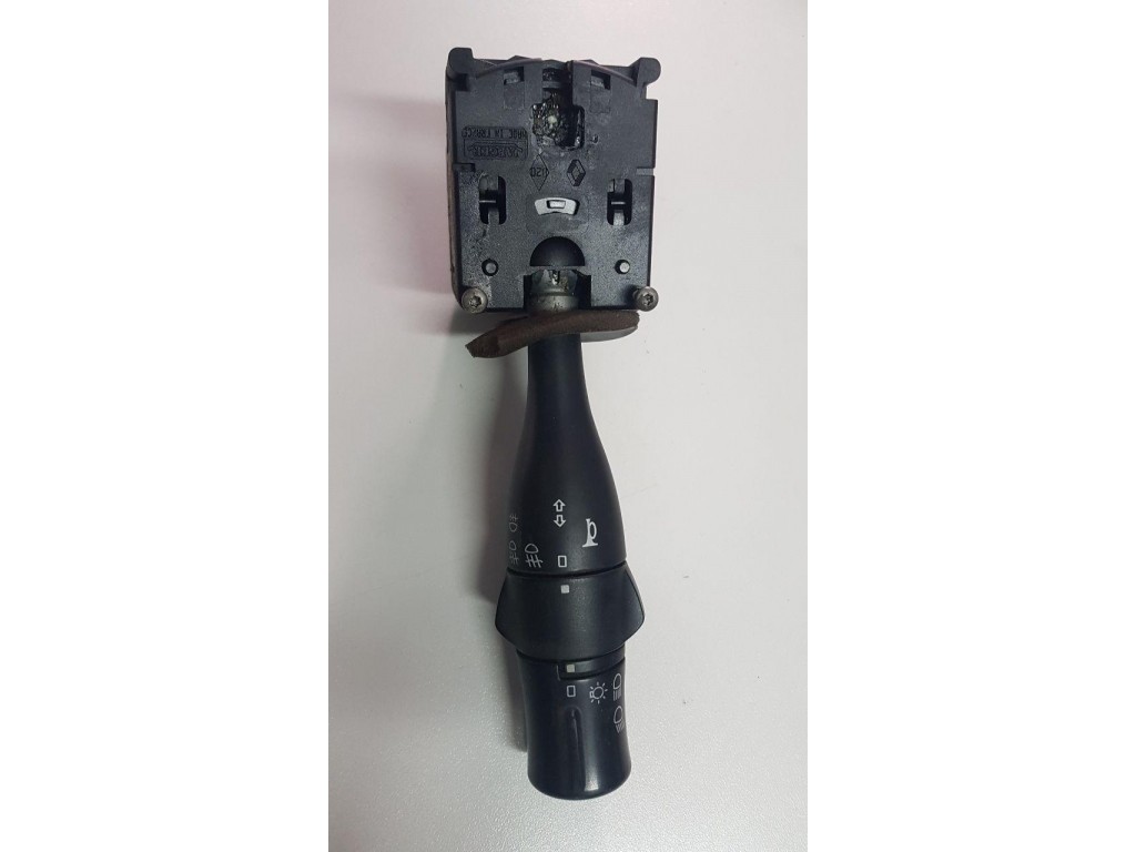 Переключатель подрулевой поворотов,света Renault Premium DXI 2006-2013 2008