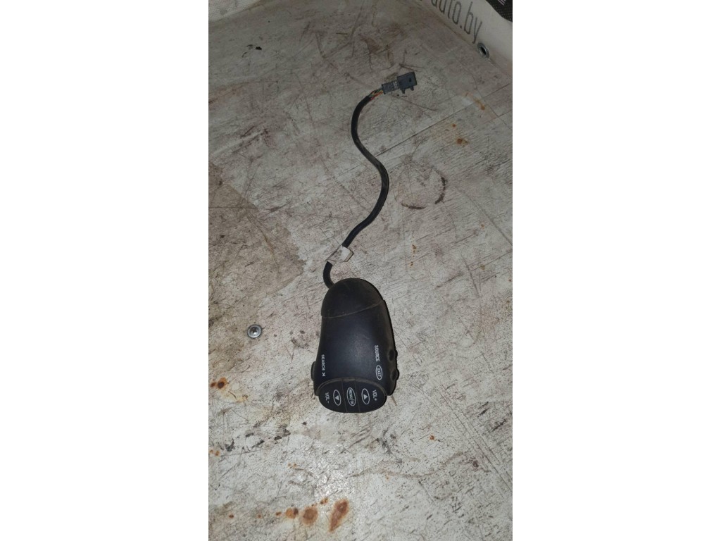 Переключатель подрулевой управления магнитолой Renault Magnum DXI 2006-2013 2008