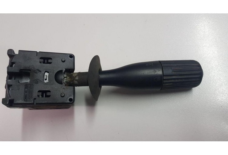 Переключатель подрулевой поворотов Renault Magnum Mack 2001-2005 2003