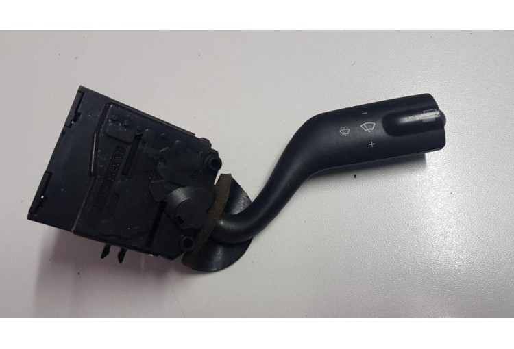 Переключатель подрулевой стеклоочистителя Renault Premium DXI 2006-2013 2008