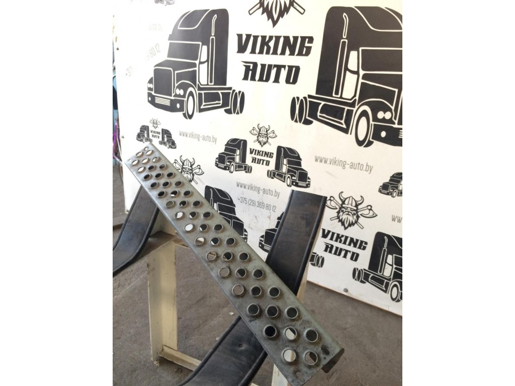 Подножка Mercedes Actros MP2 2002-2008 2004