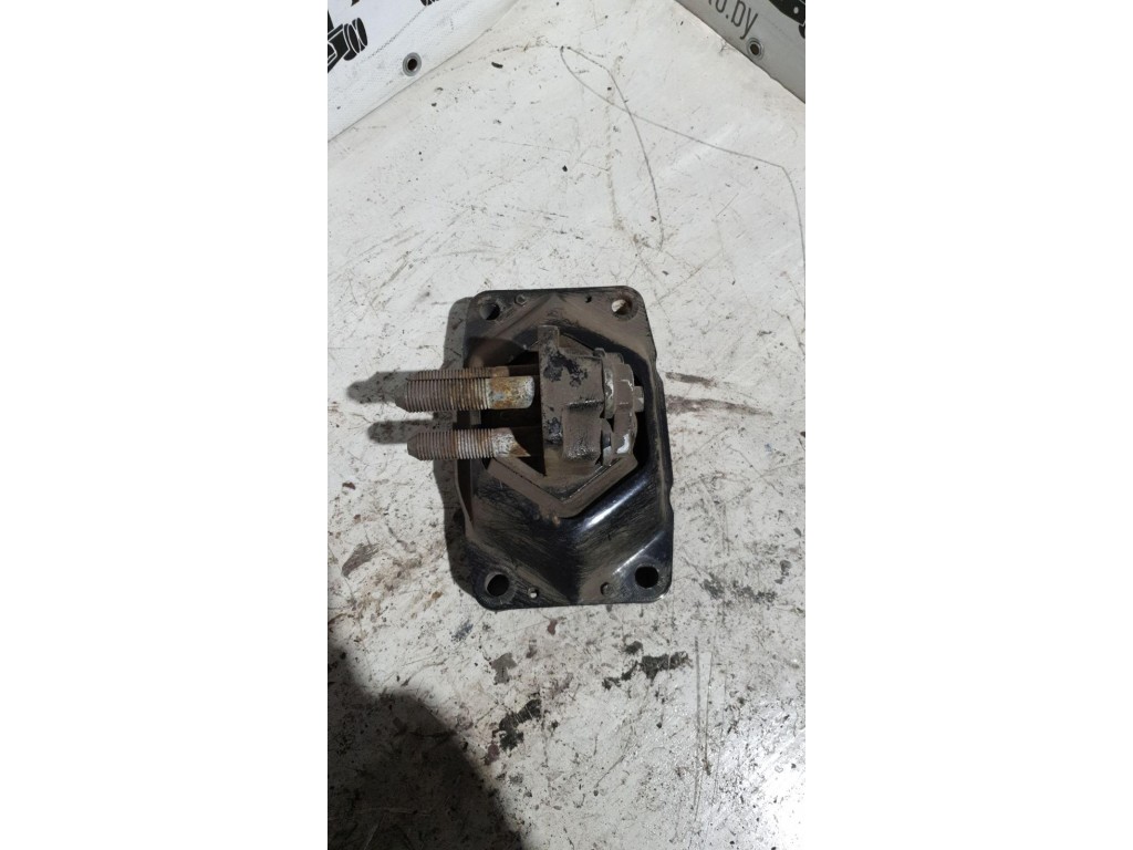 Подушка двигателя MAN TGA 2000-2008 2004