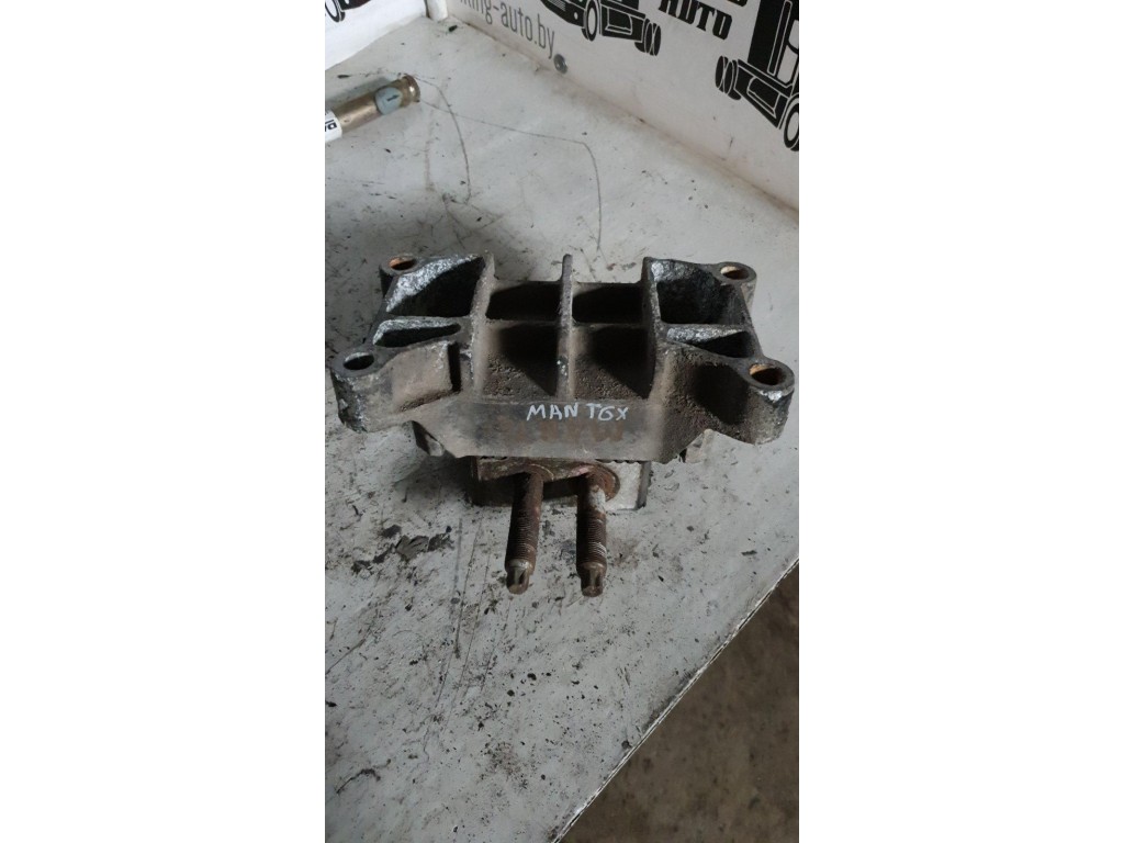 Подушка двигателя MAN TGX 2007-2011 2010