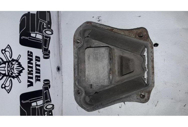 Подушка двигателя Iveco Stralis 2012-настоящее время 2015