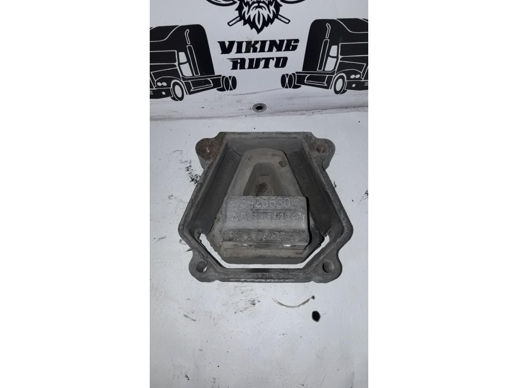 Подушка двигателя Iveco Stralis 2012-настоящее время 2015