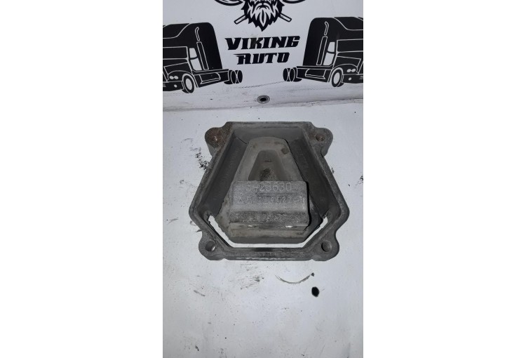 Подушка двигателя Iveco Stralis 2012-настоящее время 2015