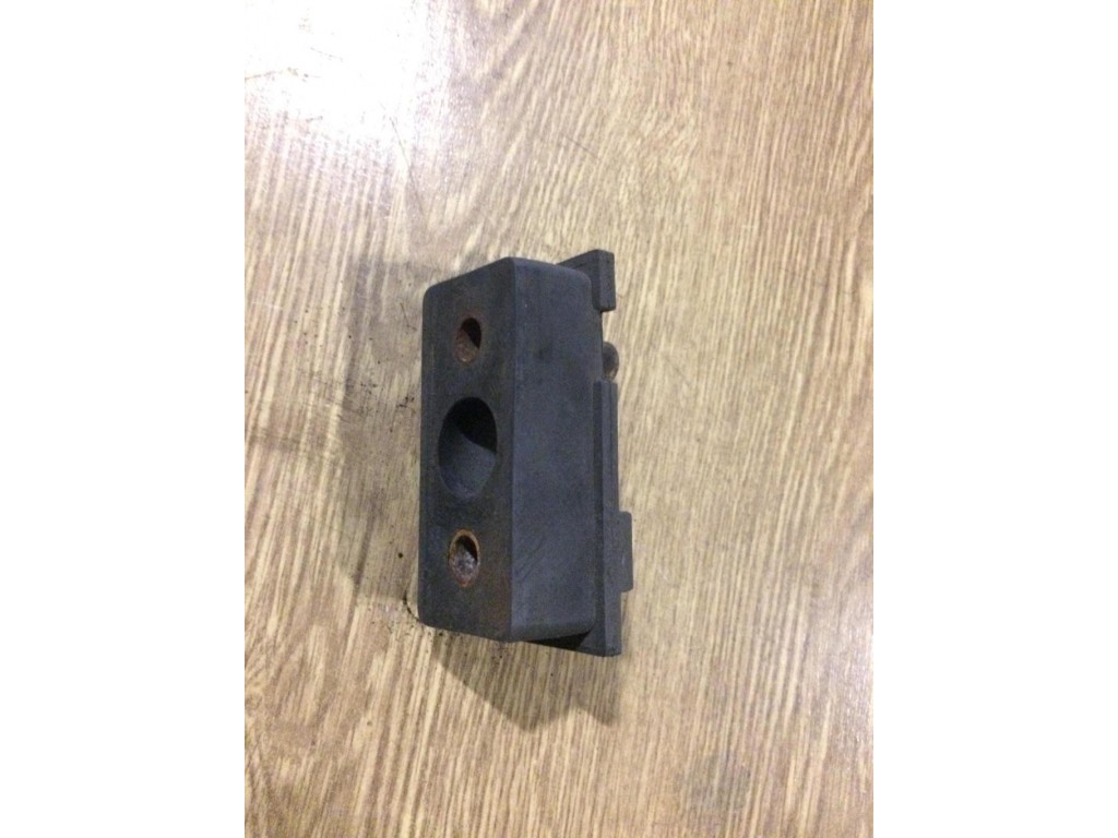 Подушка радиатора Renault Magnum DXI 2006-2013 2010