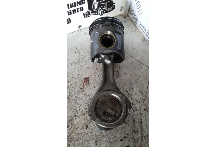 Поршень с шатуном Iveco Stralis 2012-настоящее время 2015