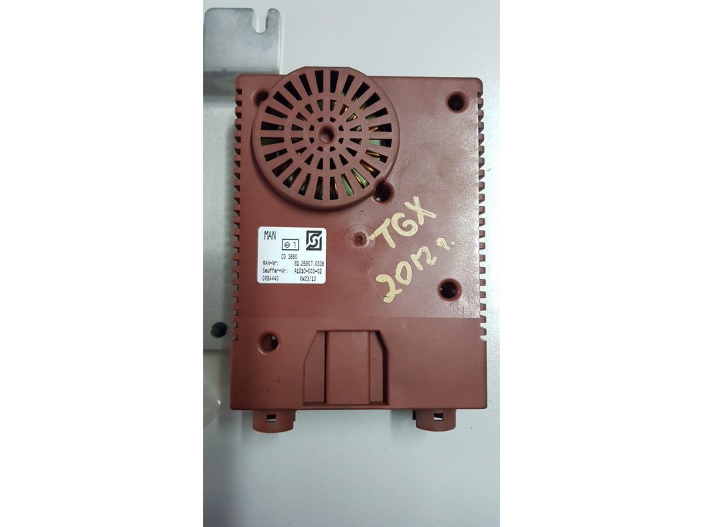 Преобразователь напряжения ( конвертер) MAN TGX 2007-2011 2010