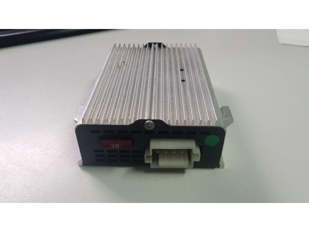 Преобразователь напряжения ( конвертер) Renault Magnum Mack 2001-2005 2003