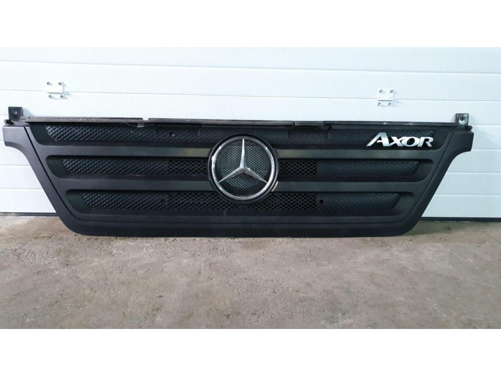 Решетка радиатора Mercedes Axor 2006-настоящее время 2008