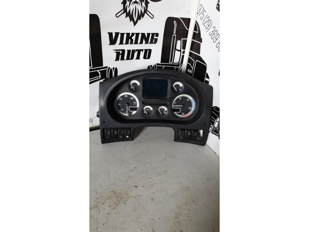Щиток приборов (приборная панель) DAF XF 105 2005-2013 2007