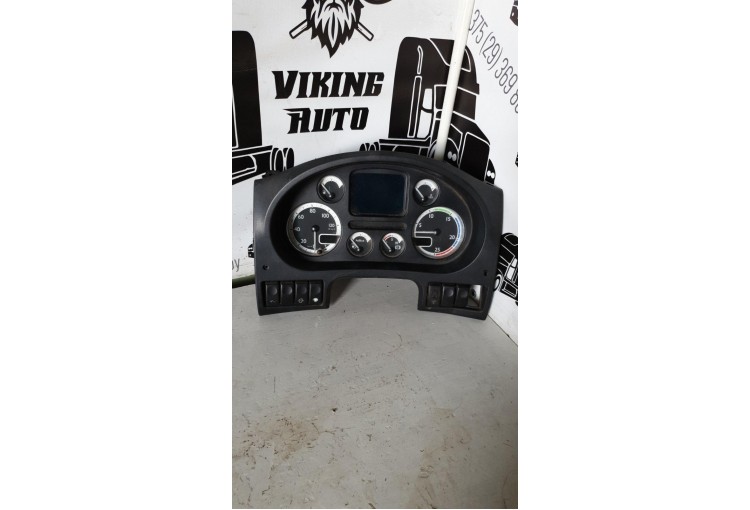 Щиток приборов (приборная панель) DAF XF 105 2005-2013 2007