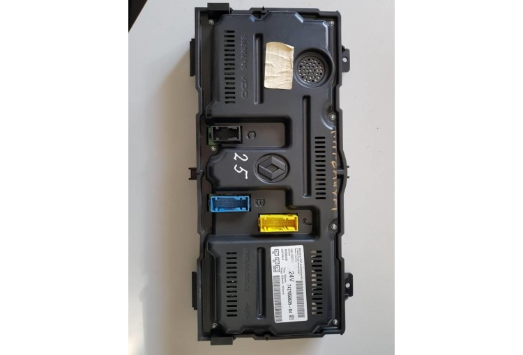 Щиток приборов (приборная панель) Renault Premium DXI 2006-2013 2008