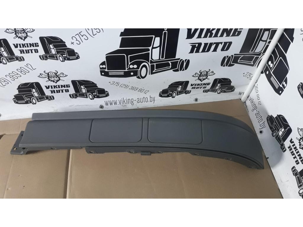 Спойлер низкий правая часть Mercedes