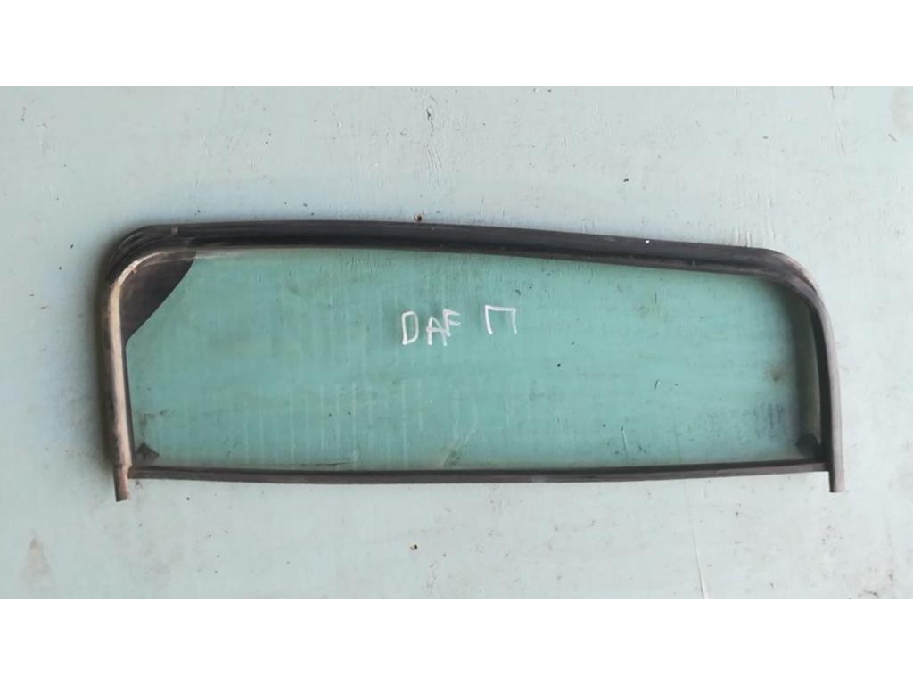 Стекло двери правой (форточка) DAF XF 105 2005-2013 2007