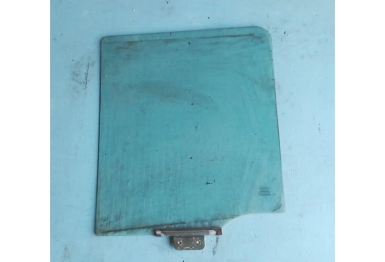 Стекло двери правой DAF XF 105 2005-2013 2009