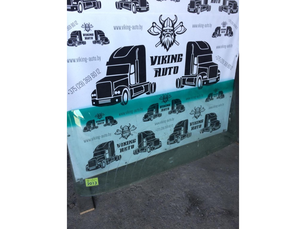 Стекло лобовое (ветровое) Iveco EuroStar 1993-2002 1994