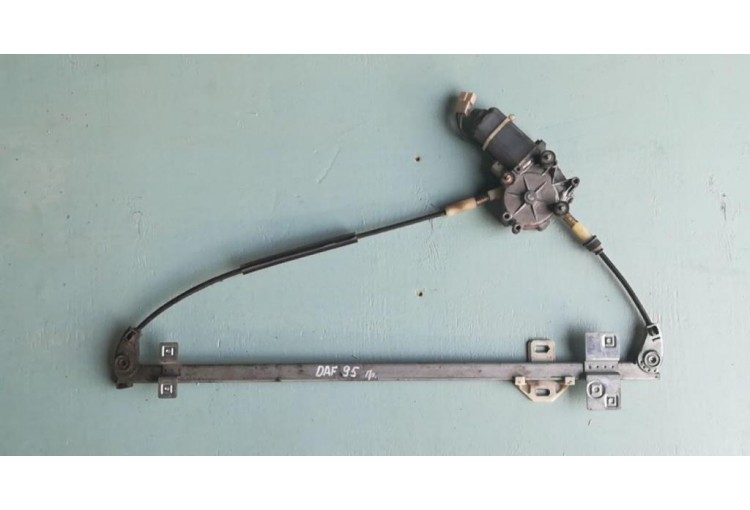 Стеклоподъемник передний правый DAF XF95 2002-2006 2003