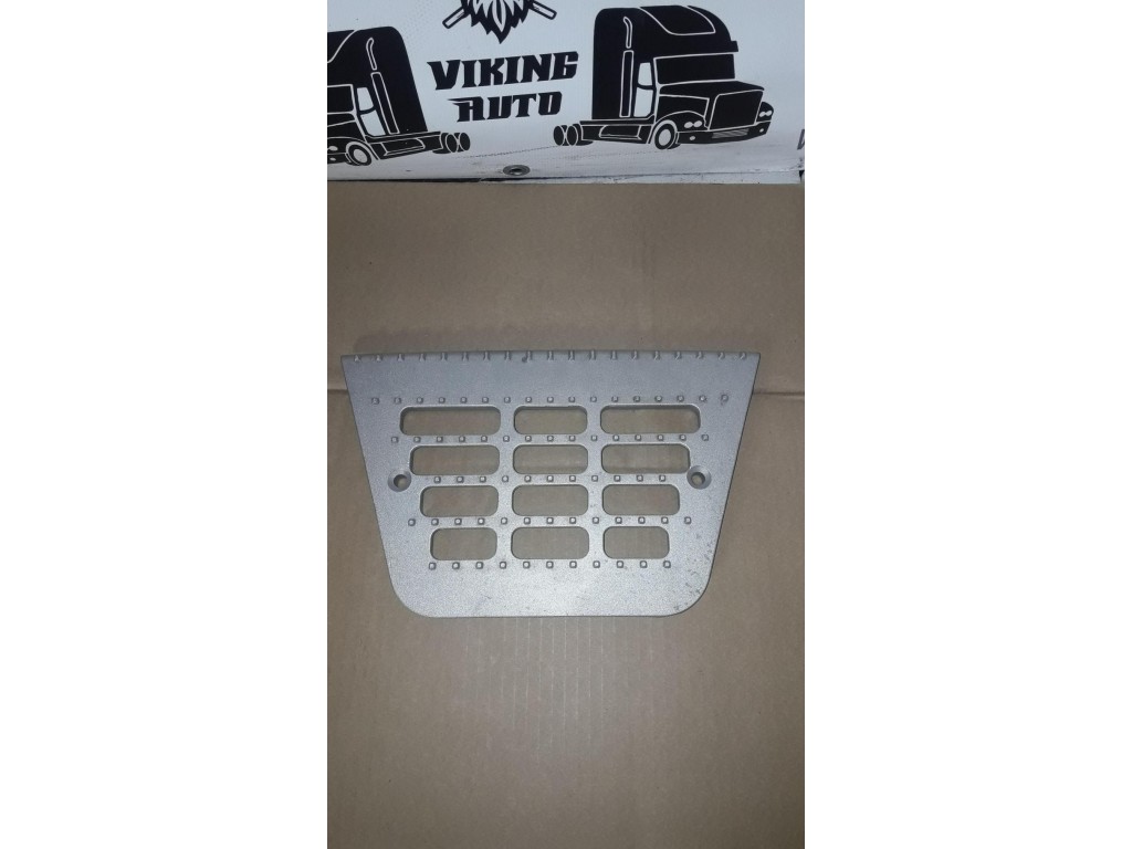 Ступенька подножки нижняя DAF