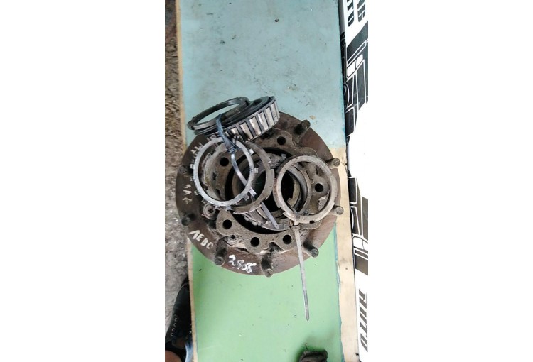 Ступица задняя Mercedes Actros MP1 1996-2002 2002