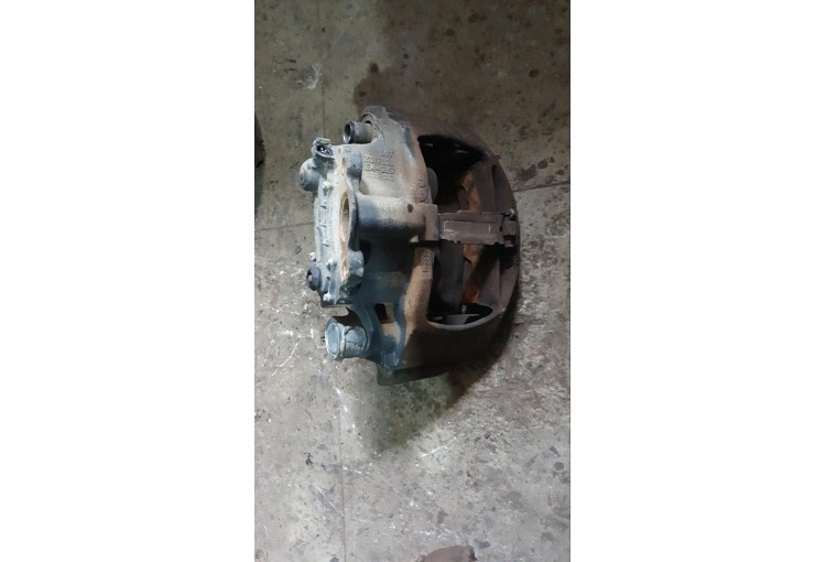 Суппорт передний правый Iveco Stralis 2007-2011 2008