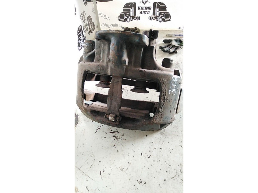 Суппорт передний правый DAF XF95 2002-2006 2003