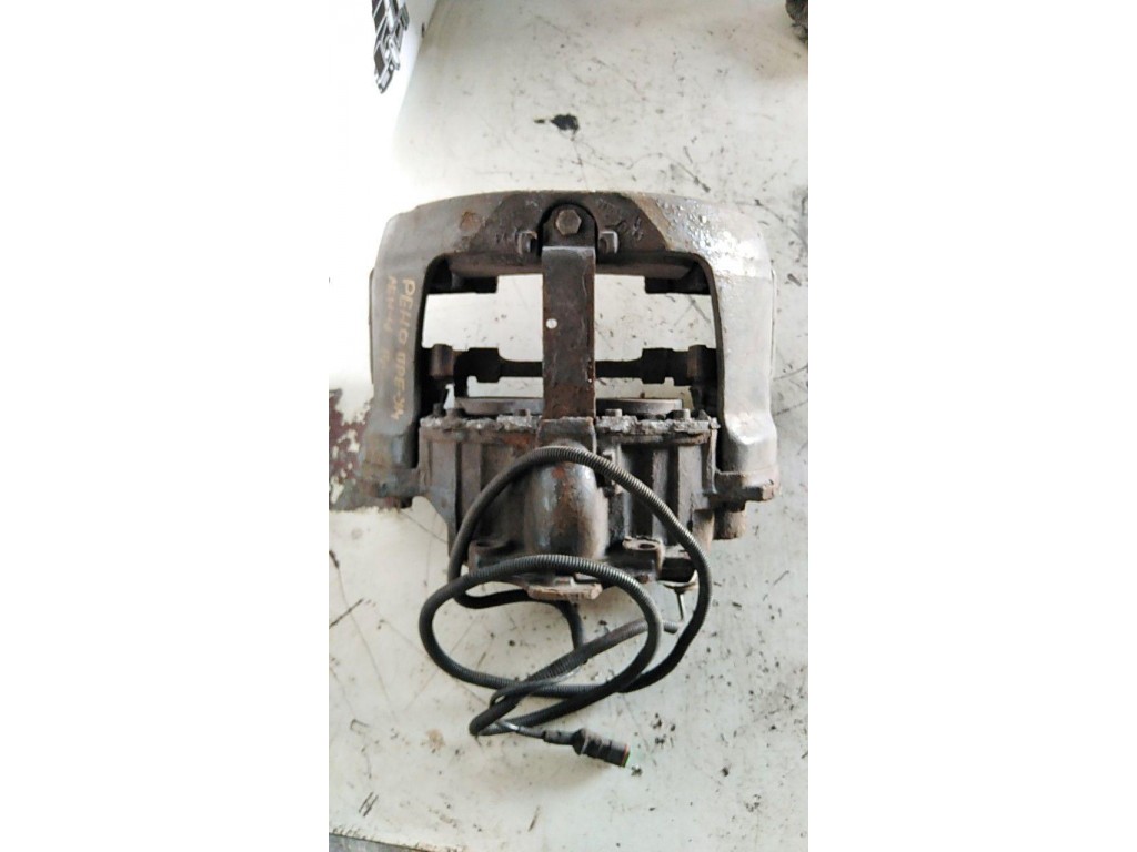 Суппорт задний правый Renault Premium DXI 2006-2013 2011