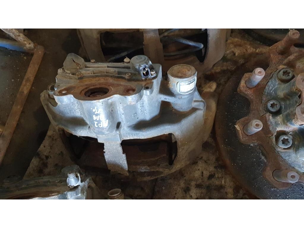 Суппорт задний правый Mercedes Actros MP2 2002-2008 2008