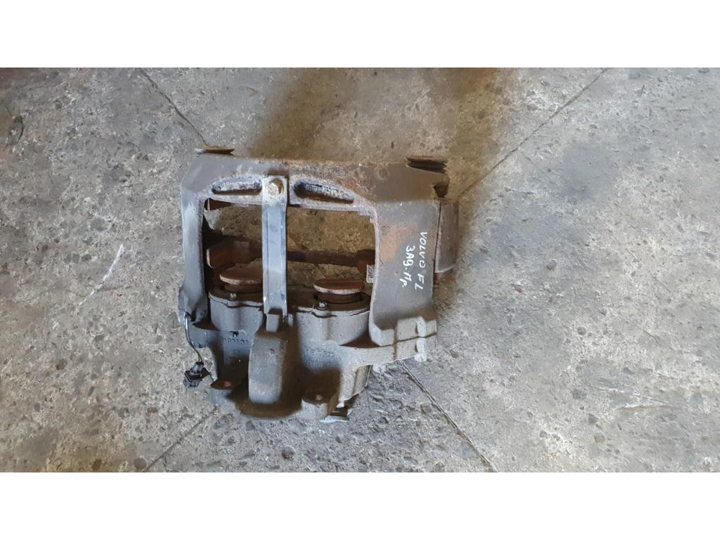 Суппорт задний правый Volvo FL 2009