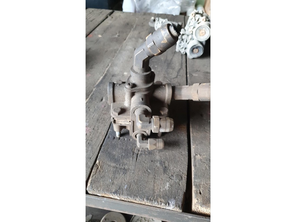 Ускорительный клапан Scania 5 Serie(R) 2005-2009 2008