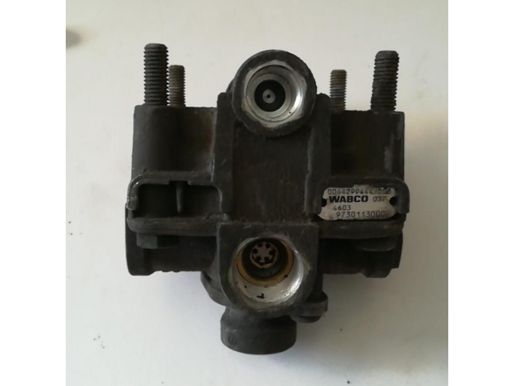 Ускорительный клапан Mercedes Actros MP2 2002-2008 2004