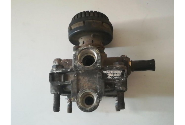 Ускорительный клапан Volvo FH(12) 1998-2002 2001