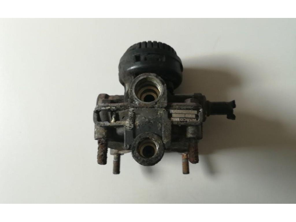 Ускорительный клапан DAF XF95 2002-2006 2003