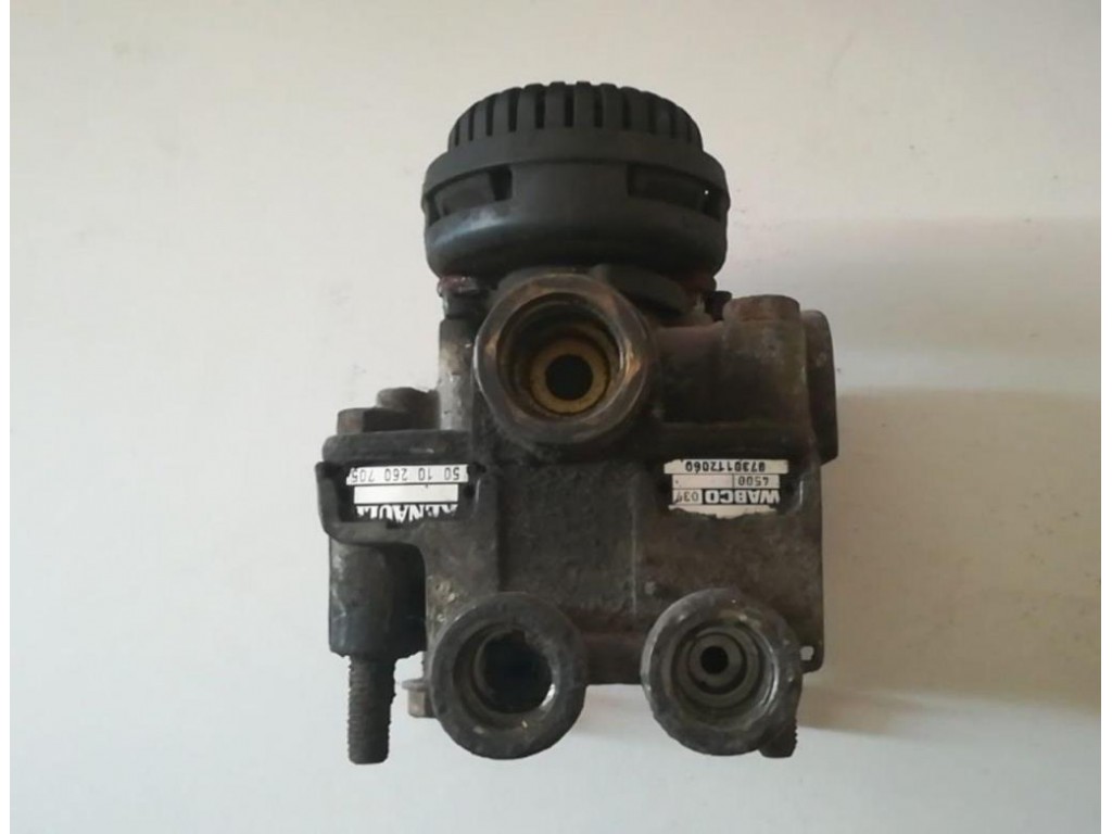 Ускорительный клапан Renault Magnum Mack 2001-2005 2003