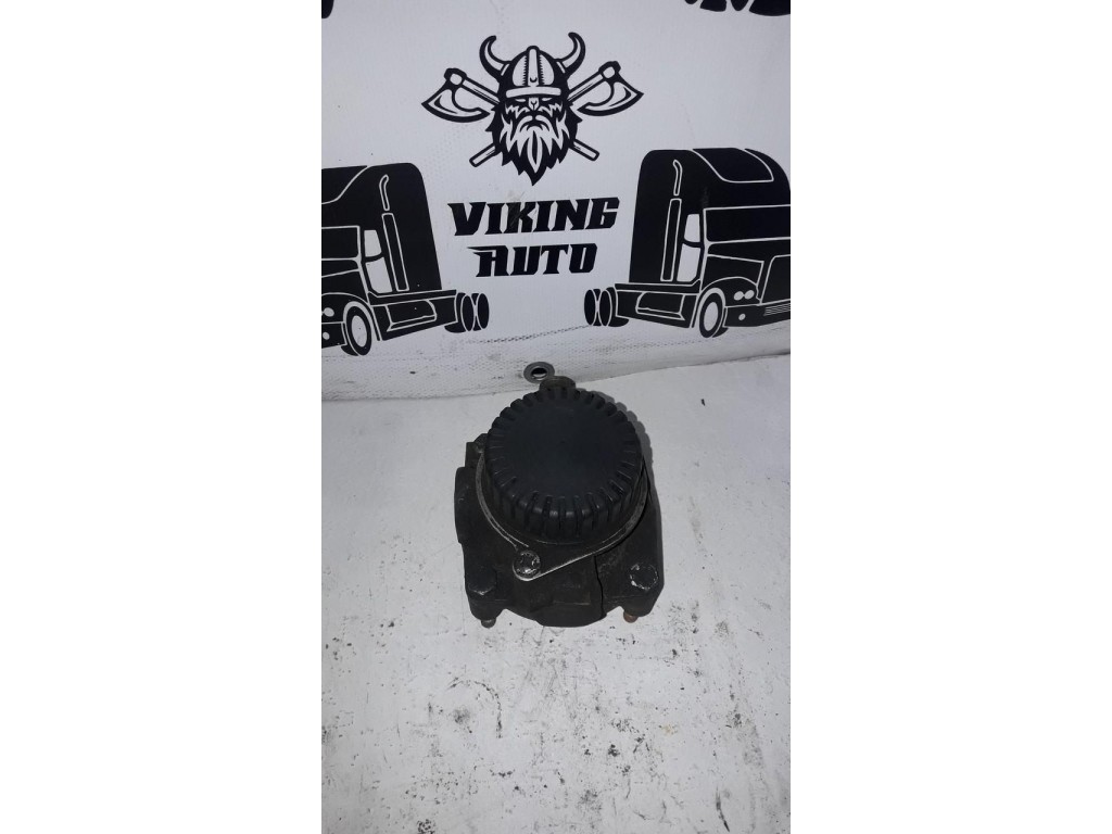 Ускорительный клапан Iveco Stralis 2012-настоящее время 2015