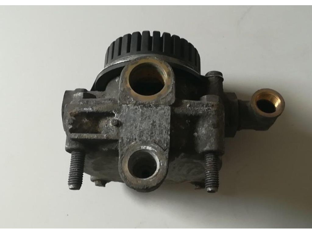 Ускорительный клапан Mercedes Actros MP1 1996-2002 1999