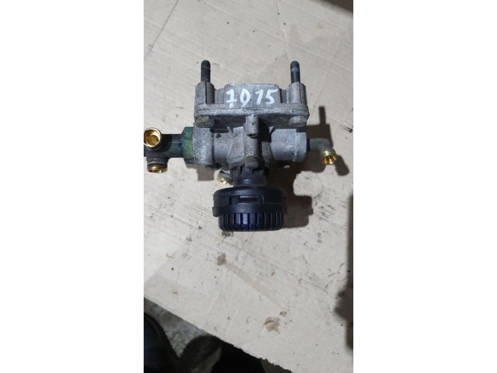 Ускорительный клапан Scania 5 Serie(R) 2005-2009 2009