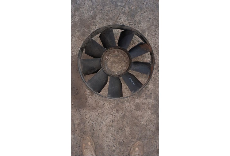 Вентилятор радиатора Iveco Stralis 2007-2011 2004